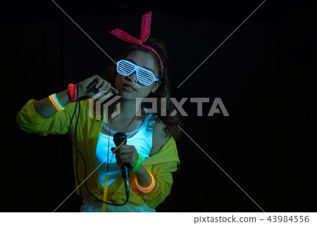 Hip-hop singer Hip-hop singer 43984556