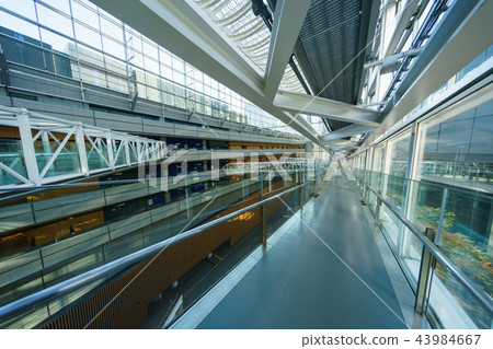 Tokyo International Forum  43984667