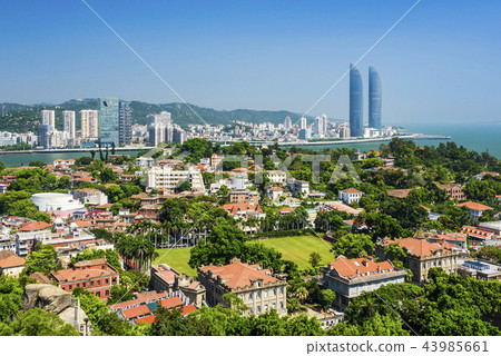 aerial view of Gulangyu island with Xiamen skyline 43985661