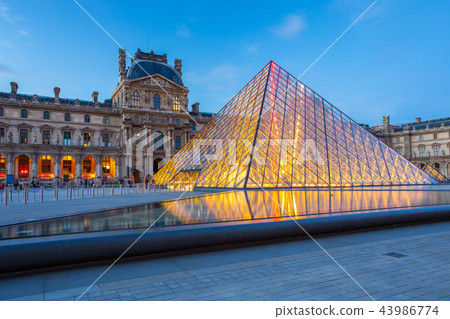 Louvre Paris Museum at night in Paris, France 43986774