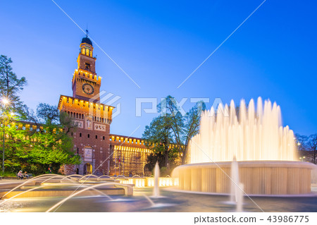 Castello Sforzesco at night in Milan, Italy 43986775