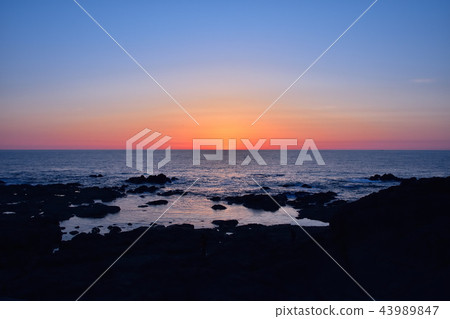 Yamagata Sunset over the Sea of Japan Yamagata Sunset over the Sea of Japan 43989847