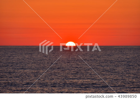 山形日落在日本海 43989850