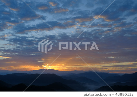 Sea of clouds in Nosakogawa-mura (Nosakogawa-mura, Yoshino-gun, Nara) 43990132