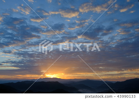Sea of clouds in Nosakogawa-mura (Nosakogawa-mura, Yoshino-gun, Nara) Sea of clouds in Nosakogawa-mura (Nosakogawa-mura, Yoshino-gun, Nara) 43990133