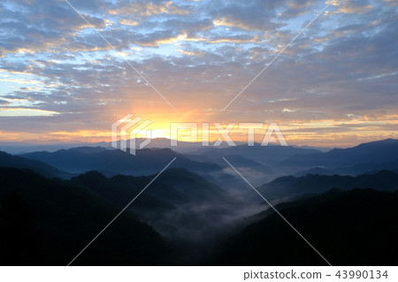 Sea of clouds in Nosakogawa-mura (Nosakogawa-mura, Yoshino-gun, Nara) 43990134
