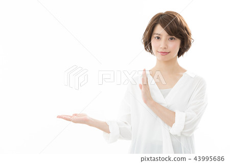 年輕的女士手指掌 年輕的女士手指掌 43995686