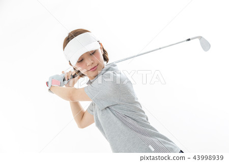 Young lady golf 43998939