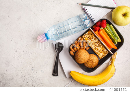 Healthy meal prep containers with cereal bar Healthy meal prep containers with cereal bar 44001551