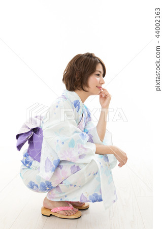 年輕女性浴衣 年輕女性浴衣 44002163