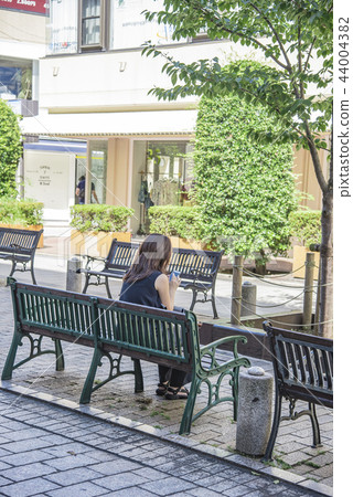 [Jiyugaoka Kujinbutsugawa Green Road] 44004382