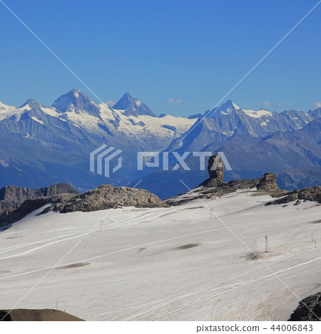 Diablerets Glacier in summer. Quille Du Diable. Diablerets Glacier in summer. Quille Du Diable. 44006843