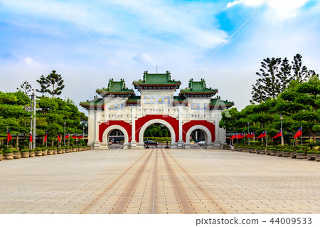 台灣忠孝寺大門磚 台灣忠孝寺大門磚 44009533