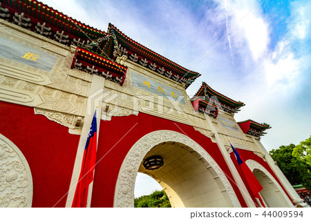台灣忠孝寺大門磚南側 44009594