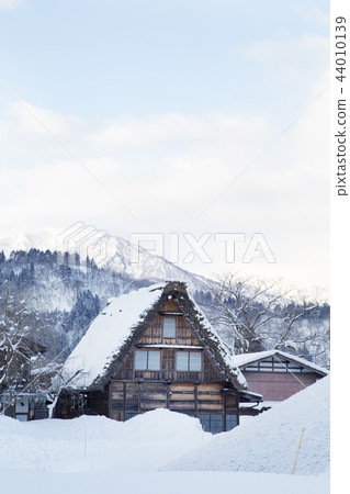 Shirakawago Gassho村莊用雪建造 44010139