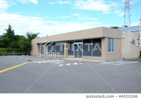 一個完全封閉的便利店 一個完全封閉的便利店 44010266