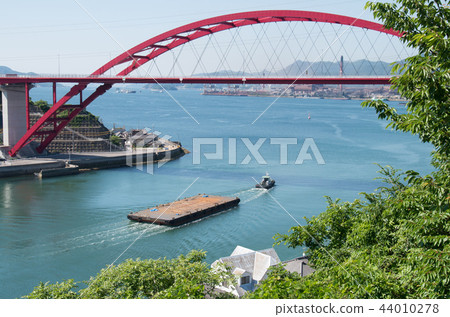 A ship passing the Seto of Ototo and the second Ohashi 44010278