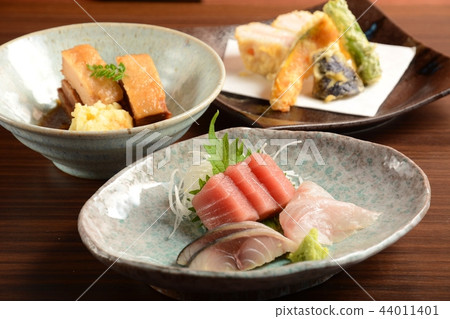 日本料理 44011401