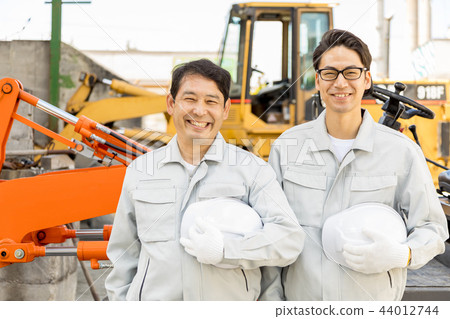 Working people Working people 44012744