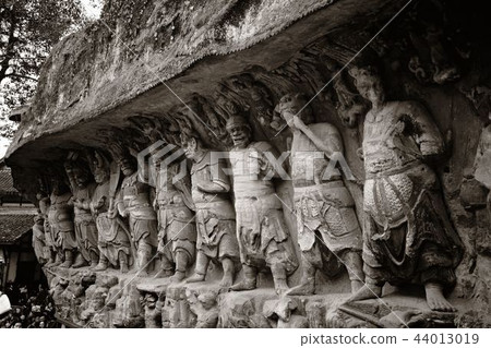 Dazu Rock Carvings 44013019