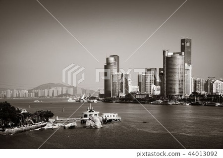 Xiamen city 44013092
