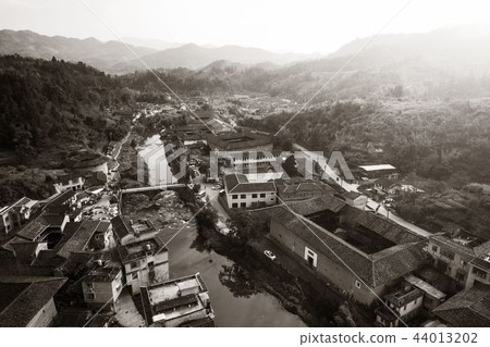 Fujian Tulou aerial view Fujian Tulou aerial view 44013202