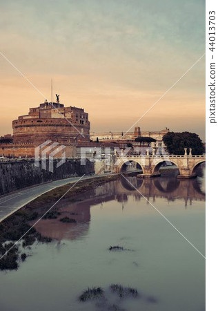Castel Sant Angelo 44013703