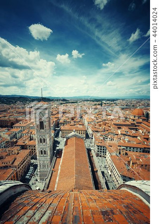 Fiore cathedral dome top view 44014024