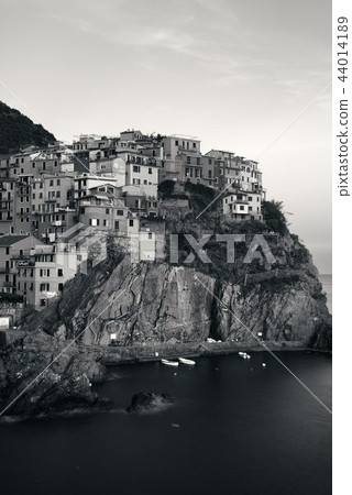 Manarola in Cinque Terre black and white 44014189