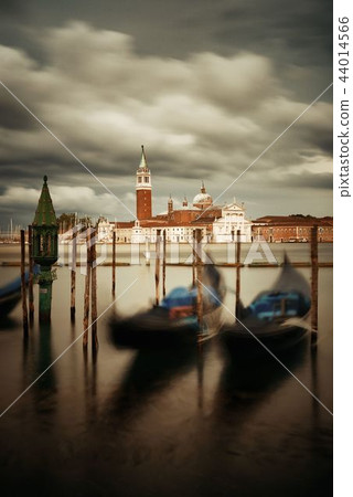 Gondola and San Giorgio Maggiore island Gondola and San Giorgio Maggiore island 44014566