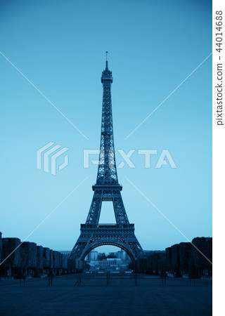 Eiffel Tower Paris 44014688