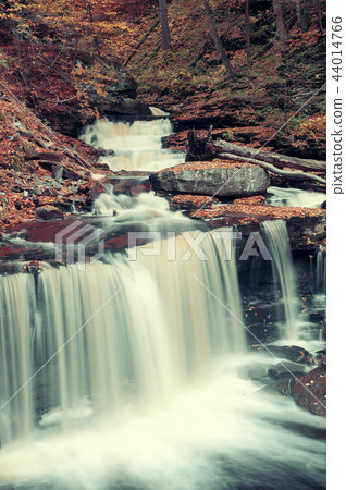 Autumn waterfalls Autumn waterfalls 44014766