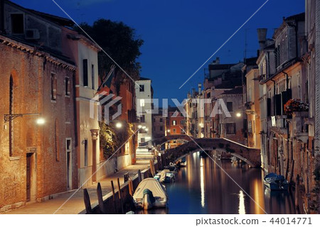 Venice canal night bridge Venice canal night bridge 44014771