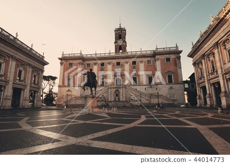 Piazza del Campidoglio Piazza del Campidoglio 44014773