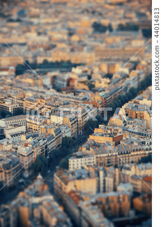 Paris rooftop Paris rooftop 44014813