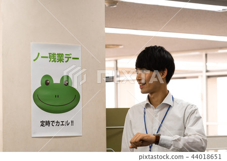 Business image no overtime day Business image no overtime day 44018651