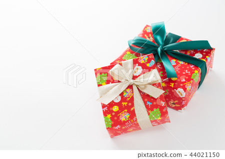 Present Present 44021150