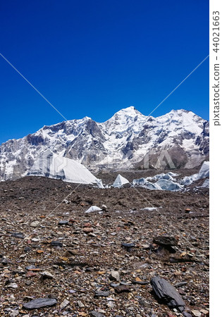 K2 and Broad Peak from Concordia in the Karakorum  44021663