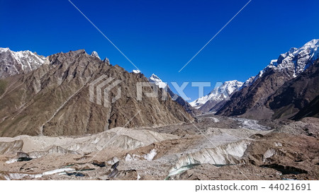 K2 and Broad Peak from Concordia in the Karakorum  44021691