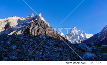 K2 and Broad Peak from Concordia in the Karakorum  44021719