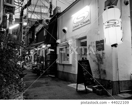 Osaka Umeda Alley behind the first Tenjin (Monochrome) Osaka Umeda Alley behind the first Tenjin (Monochrome) 44022109