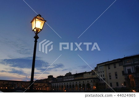 Florence Florence 44024905