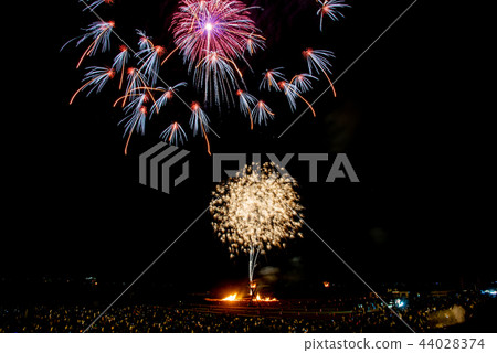 Ishikawa Prefecture Kawakita Festival Northern National Fireworks Fireworks Northern Convention 33rd Kawakita Festival Comparative Light Synthesis 44028374