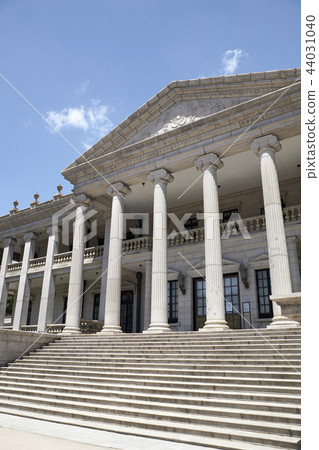 Seokjeon, Deoksugung, Jung-gu, Seoul 44031040