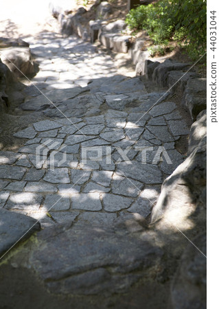 Donggil, Deoksugung, Jung-gu, Seoul 44031044