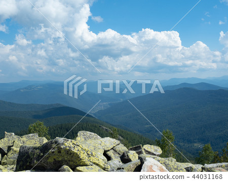 Landscape of Carpathians mountains at summer, west Landscape of Carpathians mountains at summer, west 44031168