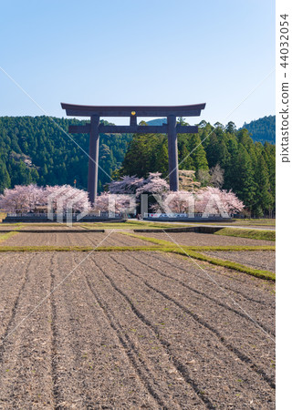 Kumano Honkyu Shrine O'senhara Kumano Honkyu Shrine O'senhara 44032054