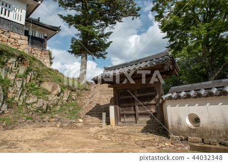 Binaka Matsuyama Castle-Honmaru East Gate- Binaka Matsuyama Castle-Honmaru East Gate- 44032348