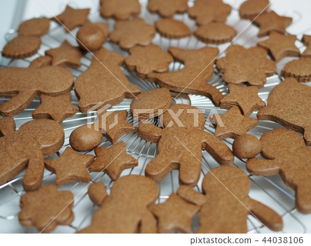 Ginger cookies 44038106