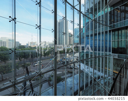 Noble Revolve Ratchada / Noble Revolve Ratchada Noble Revolve Ratchada / Noble Revolve Ratchada 44038215